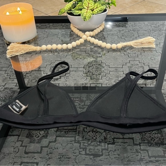 Triangl bikini top size Small black - Picture 4 of 5